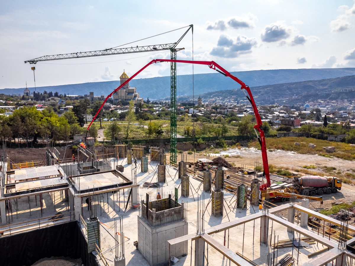 არსენალი რეზიდენსის მშენებლობა აქტიურ ფაზაშია